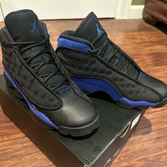 Air Jordan 13 Retro - Picture 2 of 3